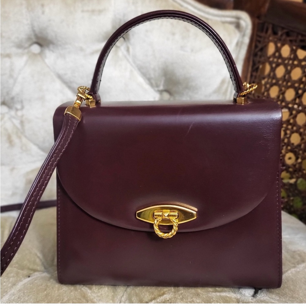 Elegant authentic Launer London Handbag